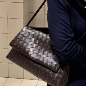 Women's Large-Capacity Top-Grain Cowhide Bag