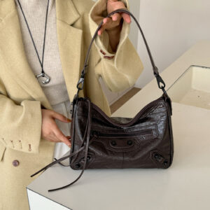 Large-Capacity Genuine Leather Backpack